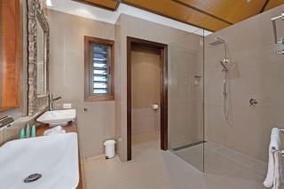 Lotus House - 1