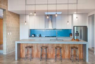 Lake View - Contemporary Comforts meets Nature - 2