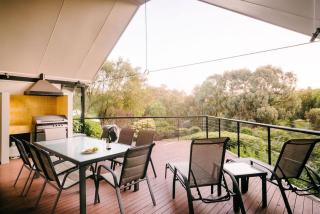 Idyll Estate - Bushland Gem with Spa & Tennis Court - 9