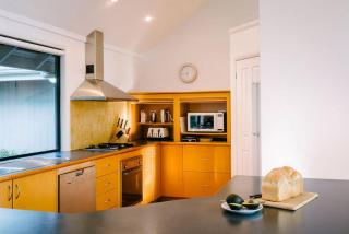 Idyll Estate - Bushland Gem with Spa & Tennis Court - 1