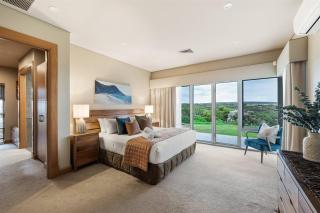 Incognito - An Exclusive Oceanfront Estate - 8