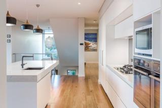 La Vacanza - Luxe Spacious Home with Ocean Views - 2