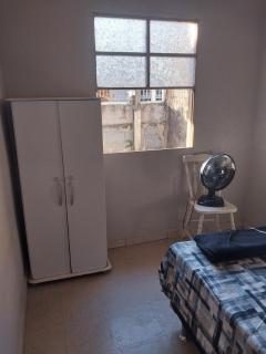 Quarto com cama de casal - 0