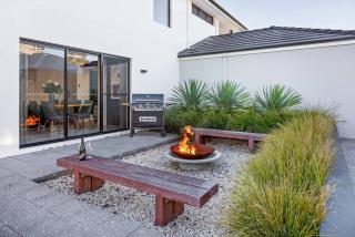 Front 9 - A Luxury Golf Lovers Getaway - 7