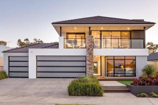 Front 9 - A Luxury Golf Lovers Getaway - 5