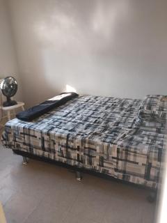 Quarto com cama de casal - 4