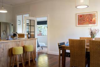 Higgins Hideaway - Central Cottage with Garden Oasis - 2