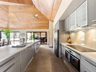 La Dimora - Tranquil Retreat Where Bush Meets Beach - 2