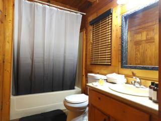 Smoky Haven Cabin - 4