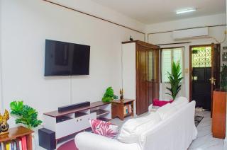 Bright Diani Studio with King Bed, 2min to Beach - 8