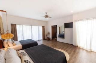 La Veleta Hotel - Trendy Stay - Pool View - 3