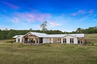 The Breakaway Villas at Molly Morgan Wines - 6
