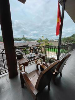 BG Stone Homestay - 4