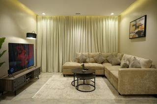 SARA 1 Luxe Royal Suite 1-BR Prime Location - 0