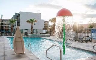 Spacious 5BR Resort Waterpark Access Sleeps 16 - 8