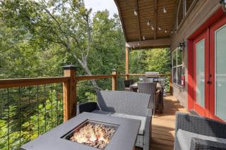 New Freedom Cabin with Large Deck - 9