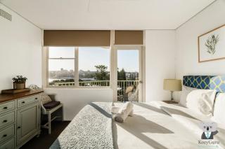 KozyGuru | Manly | Steps from the Coastal Bliss - 3