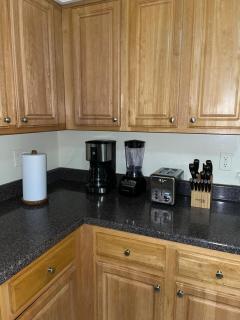 Cozy 2 Bedrooms 1and half Bathrooms Near Prudential with Parking Entire Apartment - 3