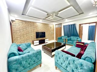 LUXURY APARTMENT HOTEL islamabad - 9