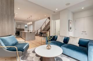 Upscale 4 Bed in Marda Loop - The Anna - 0