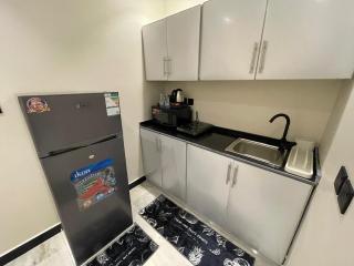 SARA 1 Luxe Royal Suite 1-BR Prime Location - 9