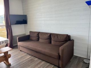 Appartement cosy 6 pers au pied du Lac à Super Besse - FR-1-814-151 - 6