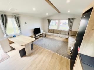3 Bedroom Caravan OK1, Thorness Bay, Dog Friendly - 9