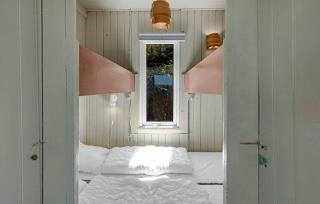 Holiday Home With Panoramic Views At Anslet Beach - 1