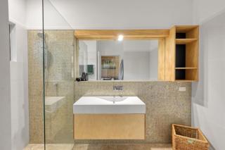 Pandanus Retreat - Point Lookout - 1