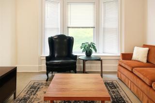 Comfortable 6BR Getaway • WiFi • AC • Pet-Friendly - 8