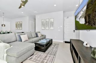 Sleek Condo Near Disney With Resort & Waterpark Access - B2-106 - 0