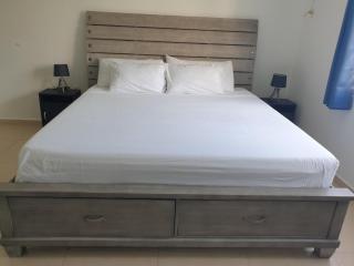 Cozy 1 Bedroom - 6