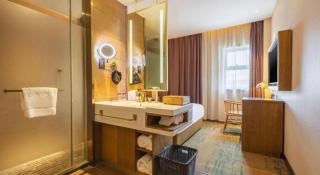 James Joyce Coffetel Tianjin Railway Station - 1