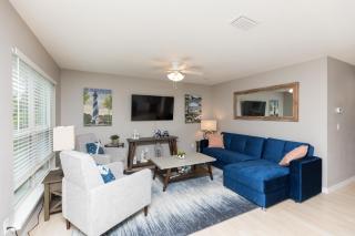 Charming Downtown Cottage home - 4