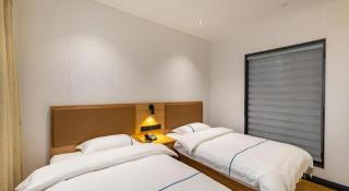 GreenTree Inn Express Shanghai Baoshan District Youyi Road Metro Station - 9