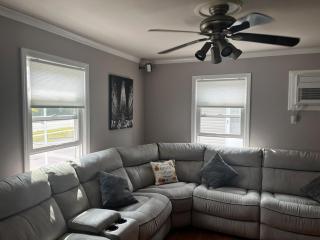 Cozy home just minutes from Bethpage Ryder cup - 0