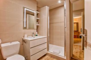 Superb 2-Bed with Large Private Garden - 5