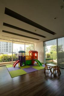 Luxury Condo with Swimming Pool, Fast Wifi, 711, Big Room, Jacuzzi - 8
