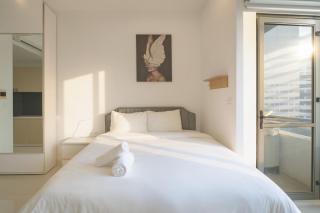 Helen's Home - Lovely accommodations Studio - 8