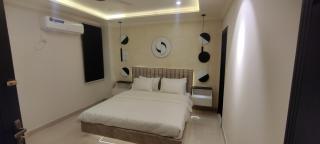 Two Bedroom Designer Apartment - 4