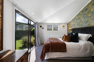 Arrowtown Luxury Escape Hot Tub Central Heating - 6