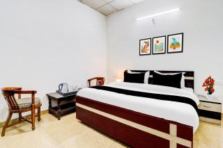 Super Hotel O Dehradun Central Railway Junction Formerly Bhagwan Guest House - 2
