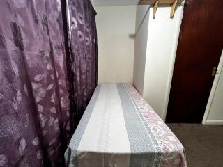 Budget Stay In Luton 02 01 - 8