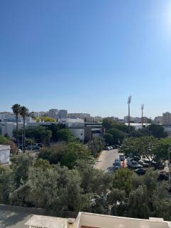 Sunny Stay in Portimão, Walk to Marina, Beach and Nightlife - 3
