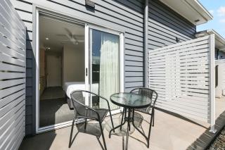 Avenue WEST Studio Units - 2