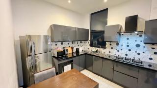 M8 Ocean King Three Bed Apartment - 8