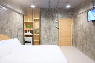 Area 69 (Don Muang Airport) - Bangkok - 5