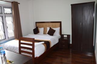 Eusi Serling Guest House - 3