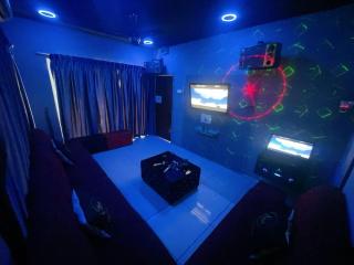 B02 Party House Bungalow 20 PAX - 0