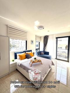 Adam & Eve Family Apartment - 9